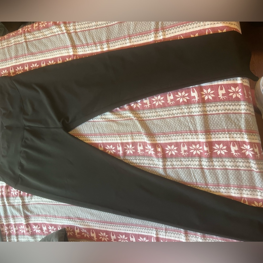 black copper fit leggings